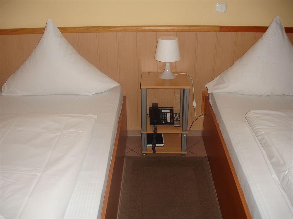Angel Hotel Frankfurt nad Menem Zewnętrze zdjęcie
