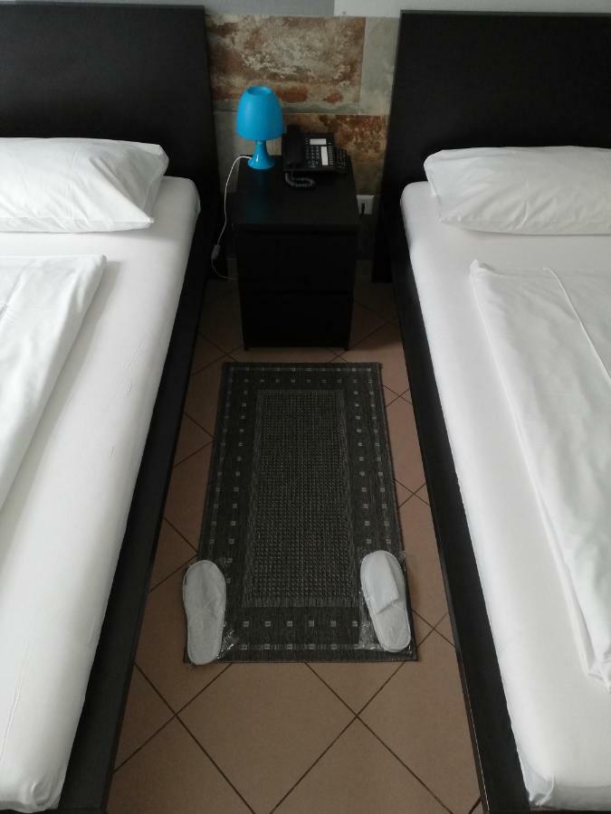Angel Hotel Frankfurt nad Menem Zewnętrze zdjęcie