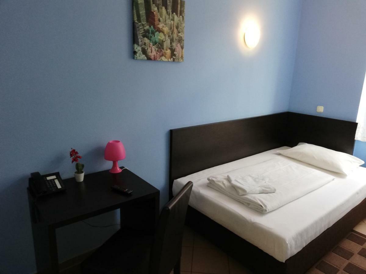 Angel Hotel Frankfurt nad Menem Zewnętrze zdjęcie