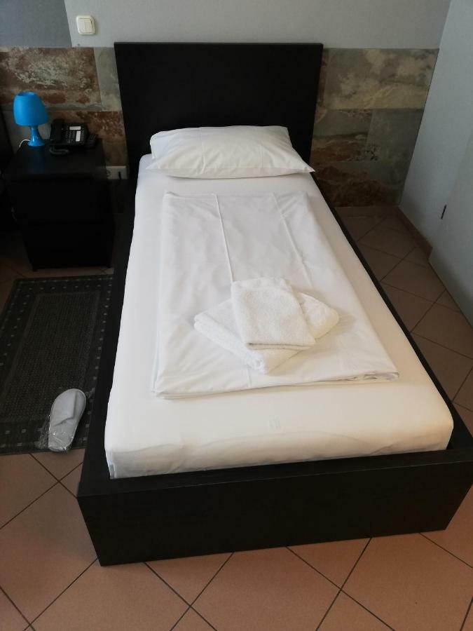Angel Hotel Frankfurt nad Menem Zewnętrze zdjęcie